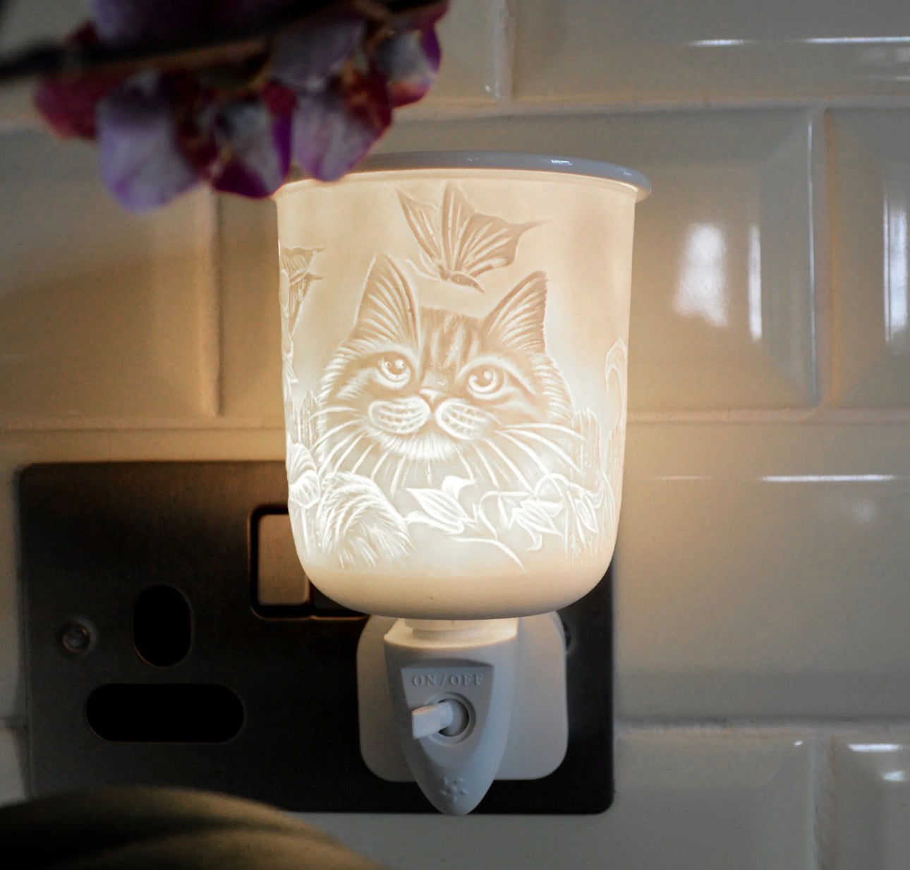 Plug in wall burners